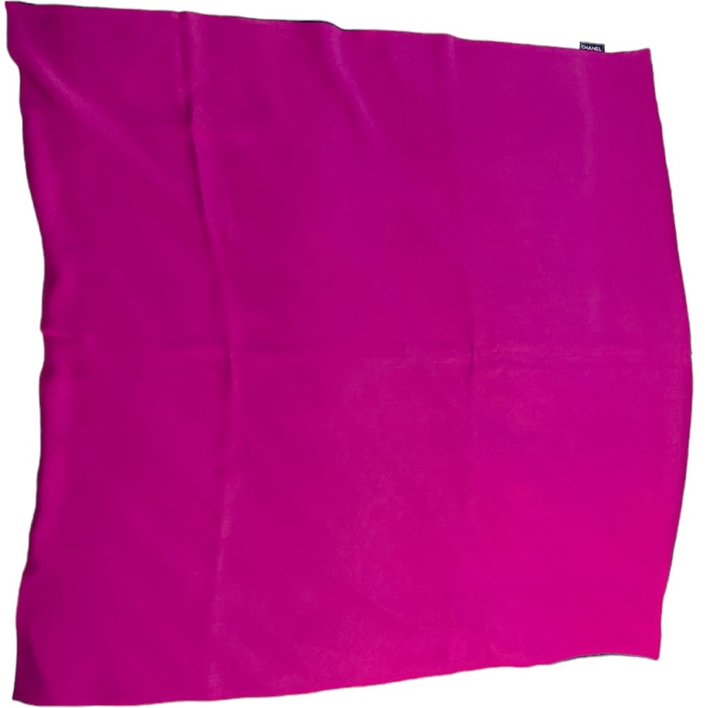 Vintage Double Sided Chanel Silk Scarf. Black reverses to magenta. - Picture 13 of 14